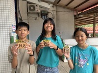 學生展示木作成果